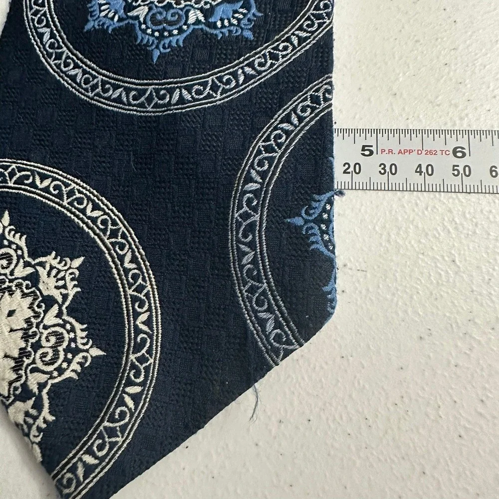 Mens Vintage Mid Century Navy Blue Medallion Mandala Wide Tie 70s Geometric